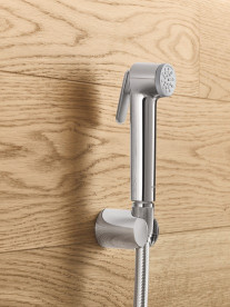 Гігієнічний душ із змішувачем прихованого монтажу Grohe QuickFix BauLoop New з Vitalio trigger spray хром UA202416QF