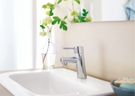 Смеситель для раковины однорычажный с донным клапаном Grohe коллекция Concetto хром 32204001