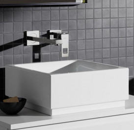 Смеситель для раковины однорычажный настенный Grohe коллекция Eurocube хром 19895000