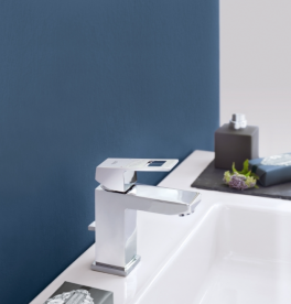 Смеситель для раковины однорычажный с донным клапаном Grohe коллекция Eurocube хром 23127000