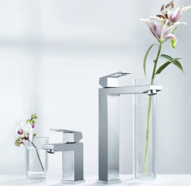 Смеситель для раковины однорычажный с донным клапаном Grohe коллекция Eurocube хром 23127000