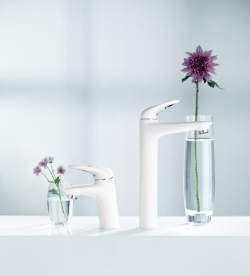 Смеситель для раковины однорычажный с донным клапаном Grohe колекция Eurostyle New белый 33558LS3