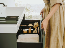 Контейнер для аксесуарів Roca Tempo пластик сірий матовий A817670C70