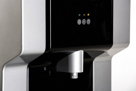 Кулер для воды HotFrost V900CSG напольный с компрессорным охлаждением и газацией серебристый/черный 120190003