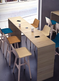 Мебельная беспроводная зарядка ASA Plastici Versacharger хром/полированный черный 060.09Y.00002