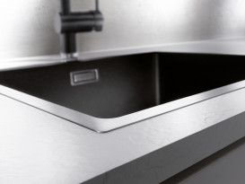 Мийка для кухні Blanco Subline 500-IF SteelFrame 54,3х44,3 см SILGRANIT PuraDur® чорний/сталевий кант 525998