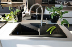 Мийка для кухні Franke Malta BSG 611-78 78х43,5 см Fragranite чорний матовий 114.0691.534