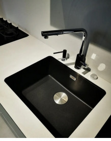 Мийка для кухні Franke Maris MRG 110-52 55,3х43,3 см Fragranite онікс 135.0668.447