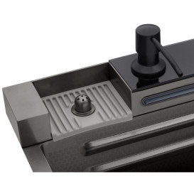 Мойка для кухни Kroner KRP SchwarzeSET7546ARTHM 75х46 см со смесителем и аксессуарами нержавеющая сталь черный PVD CV033375