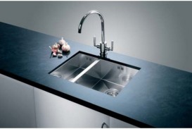 Мойка для кухни прямоугольная Blanco CLARON 340/180-U чаша справа  нержавеющая сталь  зеркальная полировка 521610