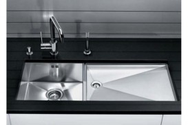 Мийка для кухні прямокутна Blanco ZEROX 400/550-Т-U чаша зліва нержавіюча сталь дзеркальна поліровка 521605