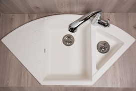 Мийка для кухні трапециевидная Буль-Буль Europe врізна Маграніт білий 113060001