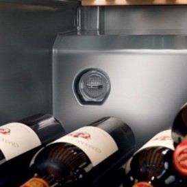 Отдельностоящий винный шкаф Liebherr WKb 3212 Vinothek тонированный стеклопакет/сталь черный WKb 3212-21 001