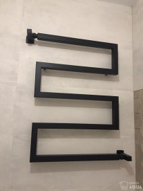 Рушникосушка водяна Genesis-Aqua Snake 80x53 см чорний GA-9001