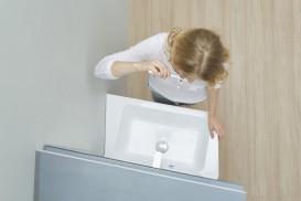 Раковина для ванной Ravak 10° 650 R с отверстием искусственный мрамор белая XJIP1165000