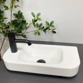 Раковина для ванної кімнати VBI APRILIA L 50,5x22 см кераміка білий VBI-015608