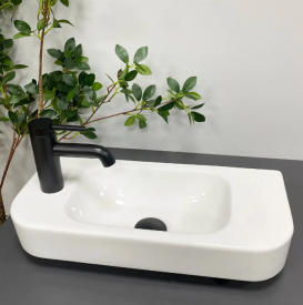 Раковина для ванної кімнати VBI APRILIA R 50,5x22 см кераміка білий VBI-015607