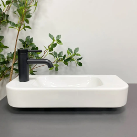 Раковина для ванної кімнати VBI APRILIA R 50,5x22 см кераміка білий VBI-015607