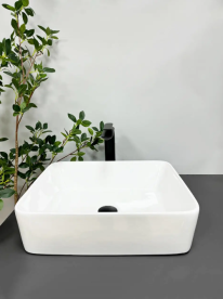 Раковина для ванної кімнати VBI Asti 48x37 см кераміка білий VBI-013000