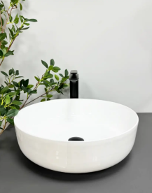 Раковина для ванної кімнати VBI Bari 46x46 см кераміка білий VBI-011600