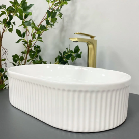 Раковина для ванної кімнати VBI BIELLA 50x42 см кераміка білий VBI-014000