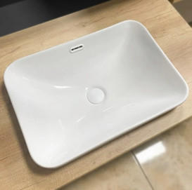Раковина для ванної кімнати VBI Bitritto S 52×36 см кераміка білий VBI-018023