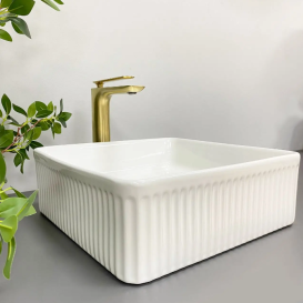 Раковина для ванной VBI BOLZANO 38,5x38,5 см керамика белый VBI-013800