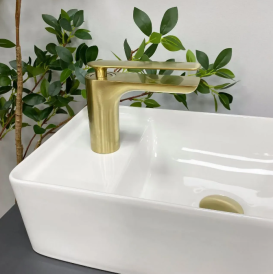 Раковина для ванної кімнати VBI LECCO 43x26,5 см кераміка білий VBI-015603