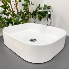 Раковина для ванної кімнати VBI LESINA  45x38,5 см кераміка білий VBI-015300