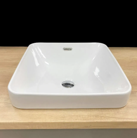 Раковина для ванної кімнати VBI MARIOTTO 43,5x43,5 см кераміка білий VBI-018017