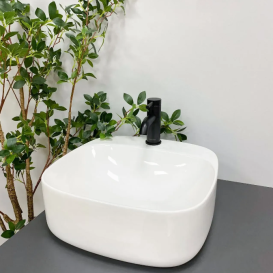 Раковина для ванної кімнати VBI NARNI 42x42 см кераміка білий VBI-014901