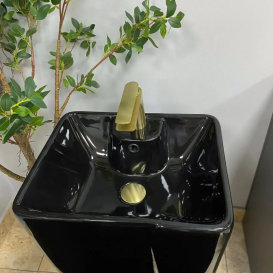 Раковина для ванной VBI VERESE 43,5x35 см керамика черный глянцевый VBI-019006