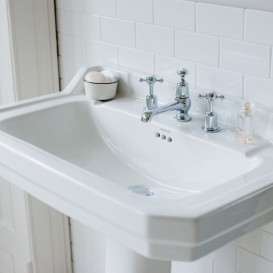 Раковина подвесная Burlington Edwardian 61 x 51 см санфарфор белый B5 1TH