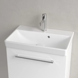 Раковина Villeroy & Boch Avento 55х37 см із переливом санітарна кераміка CeramicPlus альпійський білий 4A0055R1