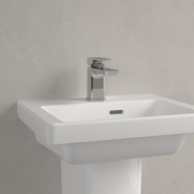 Раковина Villeroy & Boch Subway 3.0 45х37 см санитарная керамика CeramicPlus каменный белый 437045RW