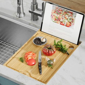 Разделочная доска Kraus 30,5х42,5 см со слотом для планшета бамбук KCBT-WS103BB