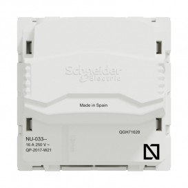 Розетка Schneider Electric Unica New 2 модуля без заземления со шторками белый NU303318