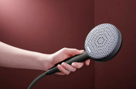 Ручной душ на держателе Hansgrohe Raindance Alive Select S 3-режимный EcoSmart черный матовый хром 24611340