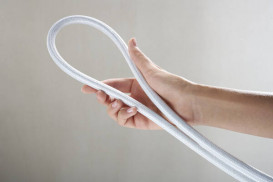 Шланг для душа Hansgrohe Designflex 125 см текстильный матовый белый 28220700