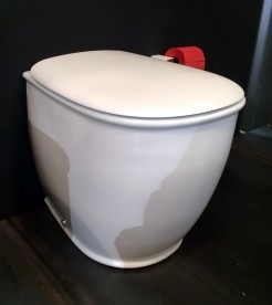 Сиденье с крышкой для унитаза ArtCeram Azuley белый глянцевый/золото AZA001 01;73