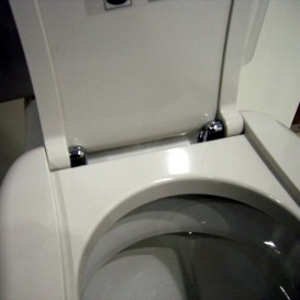 Сидіння з кришкою для унітазу Kerasan Retro з мікроліфтом біле 108901