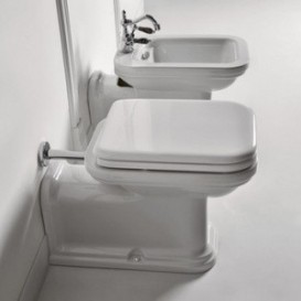 Сиденье с крышкой для унитаза Kerasan Waldorf с микролифтом полиэстер белое петли хром 418801