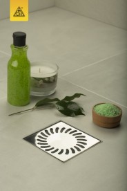 Зливний трап для балконів і терас МСН прямий стік з гратами MCH 386A