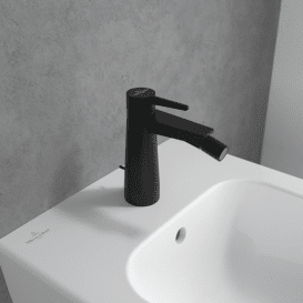 Смеситель для биде Villeroy & Boch Conum с донным клапаном матовый черный TVB127001000K5