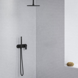  	Смеситель для душа Ravak Eleganta на 2 потребителя с душевым набором черный матовый X070300