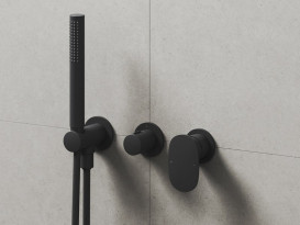 Смеситель для душа Ravak Spring SG 065.00+S с душевым набором черный матовый X070553