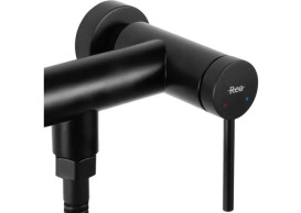Смеситель для душа Rea Foss с душевым гарнитуром черный REA-B5110