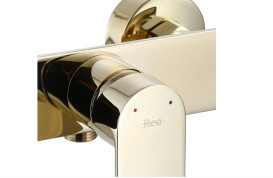 Змішувач для душу Rea Urban із душовим гарнітуром золото REA-B9913