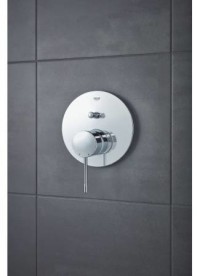 Змішувач для душа вбудовується Grohe Essence змішувач з перемикачем хром 24058001