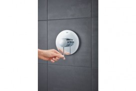 Смеситель для душа встраиваемый Grohe Essence однорычажный латунь хром 24057001